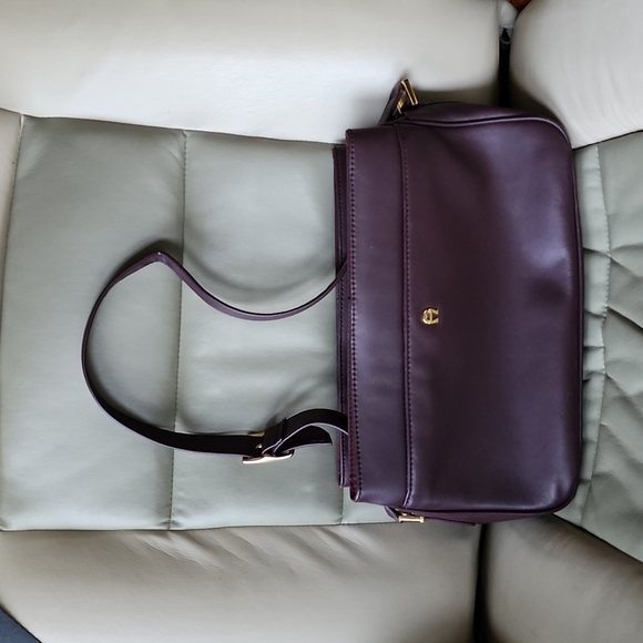 Etienne Aigner Handbags - Etienne Aigner Nwot Ladies Shoulder Bag